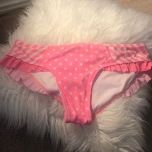 Ruffle bikini bottoms size medium